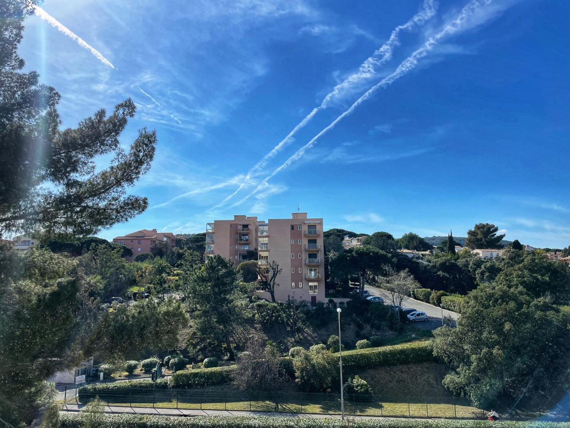 Duplex Bim Apartment Sainte-Maxime Exterior photo
